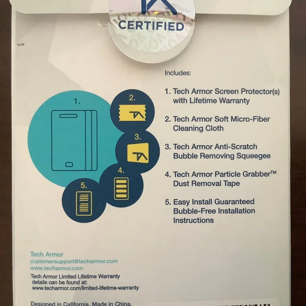 NEW - One Tech Armor / One Tantek Screen Protector - iPhone 4 / 4S
